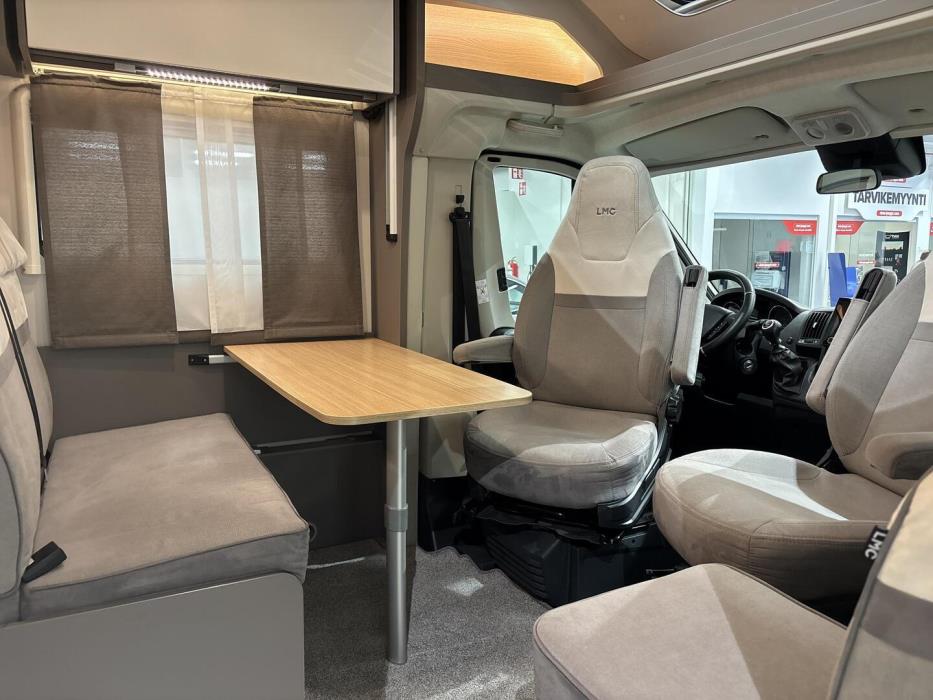 LMC TOURER 660 G Lift 2023
