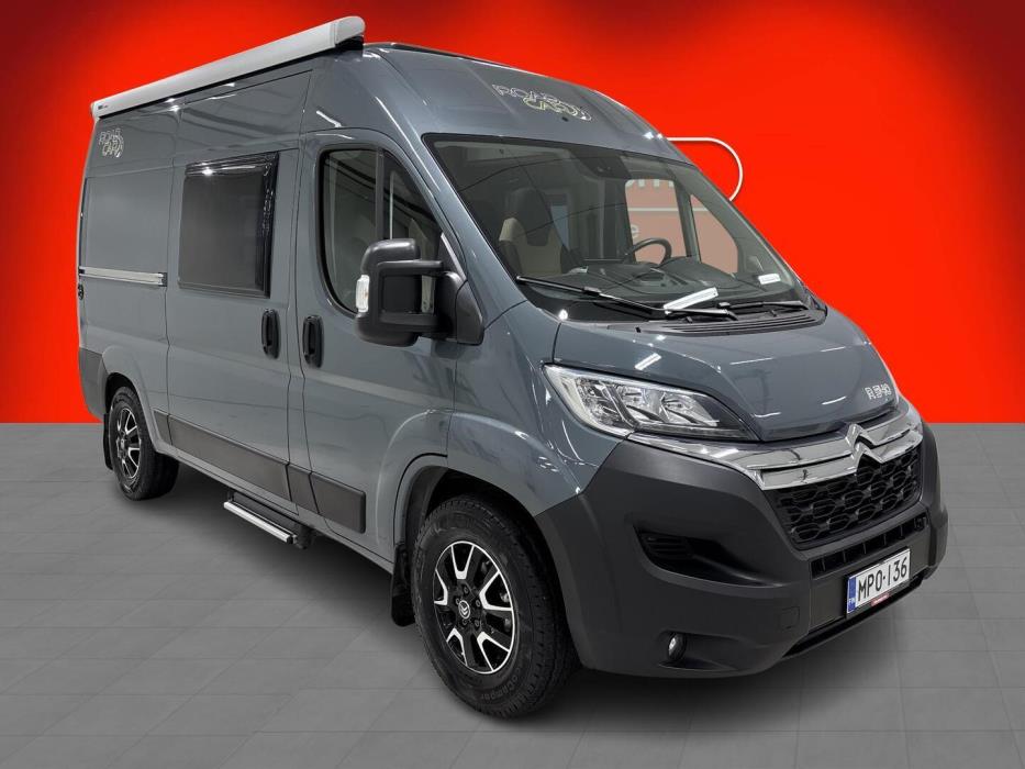 ROADCAR VAN R 540 2024
