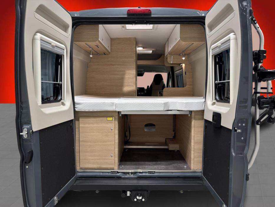 ROADCAR VAN R 540 2024