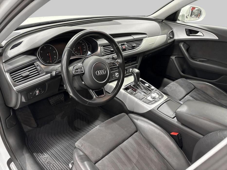 AUDI A6 2016