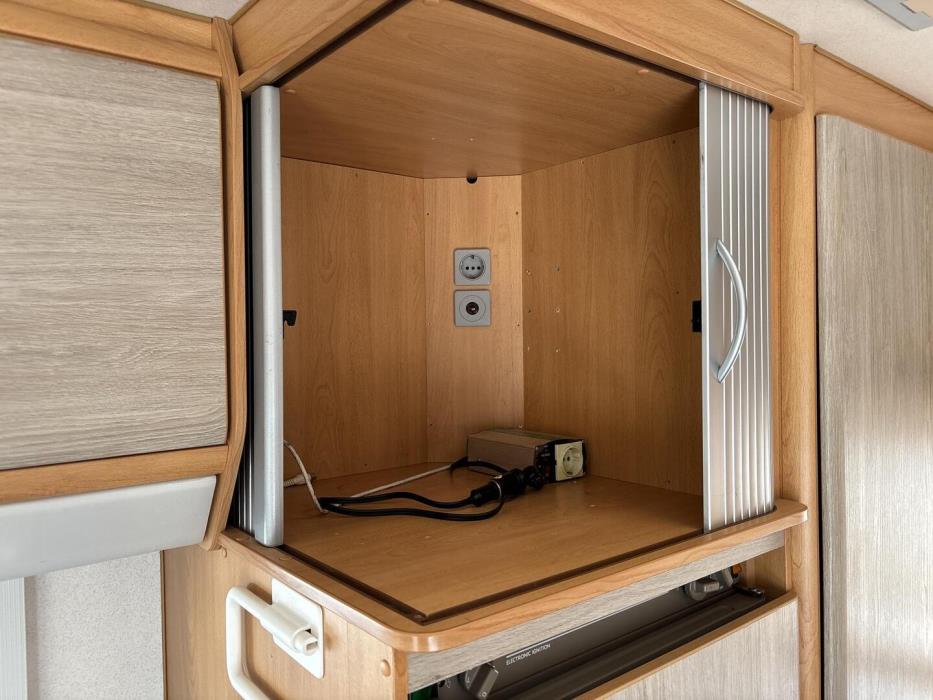 KNAUS SUN TRAVELLER 500 2000