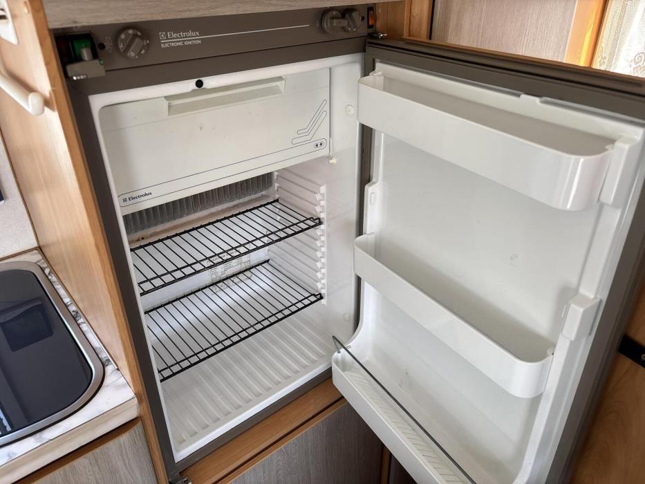 KNAUS SUN TRAVELLER 500 2000