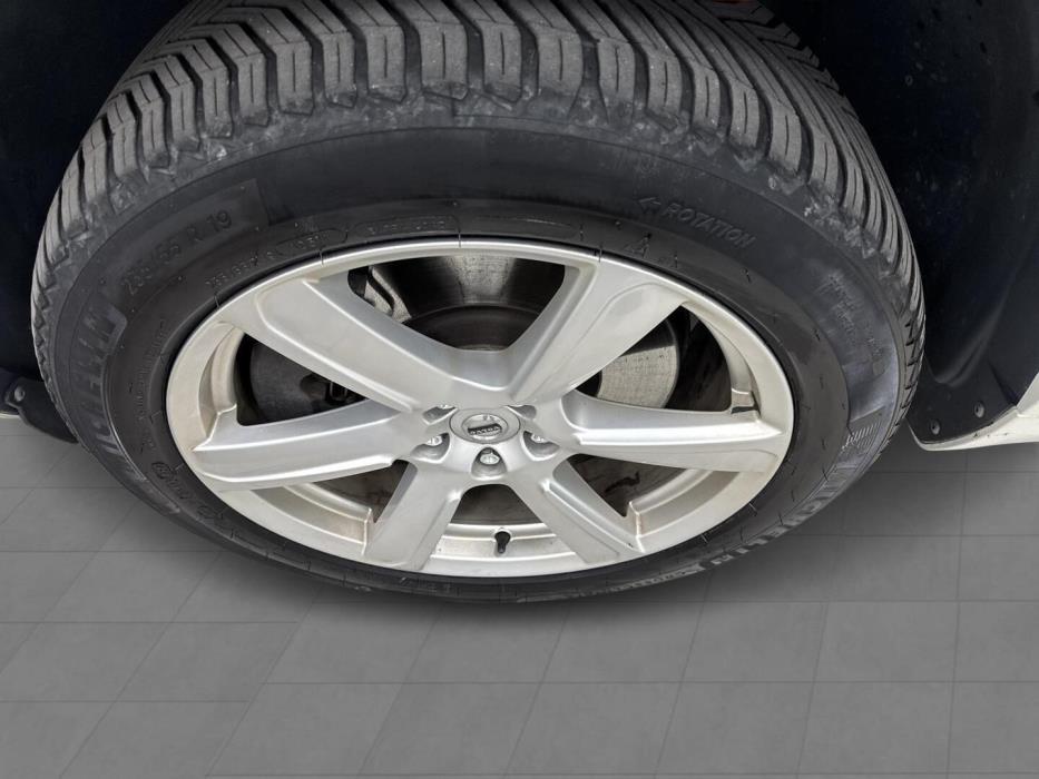 VOLVO XC90 2018