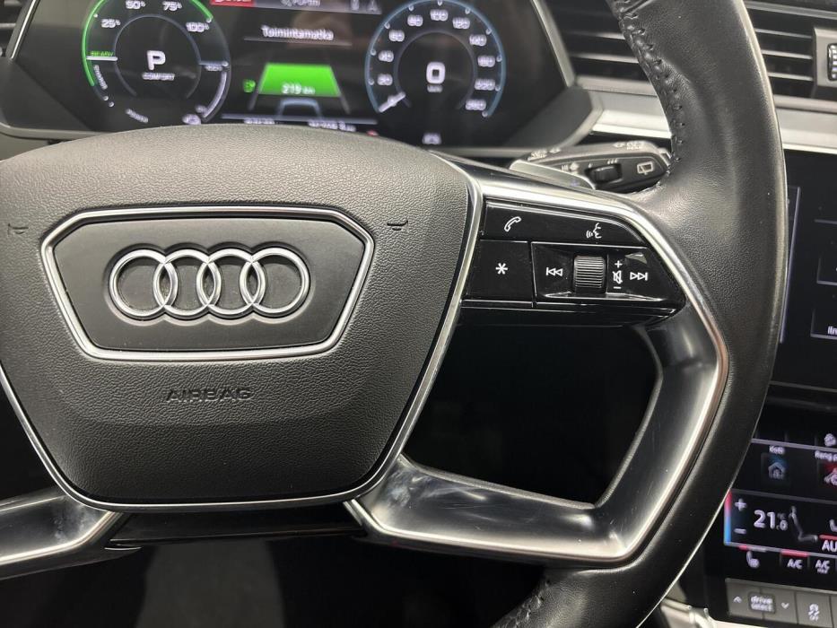 AUDI E-TRON 2020