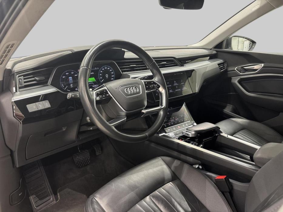AUDI E-TRON 2020