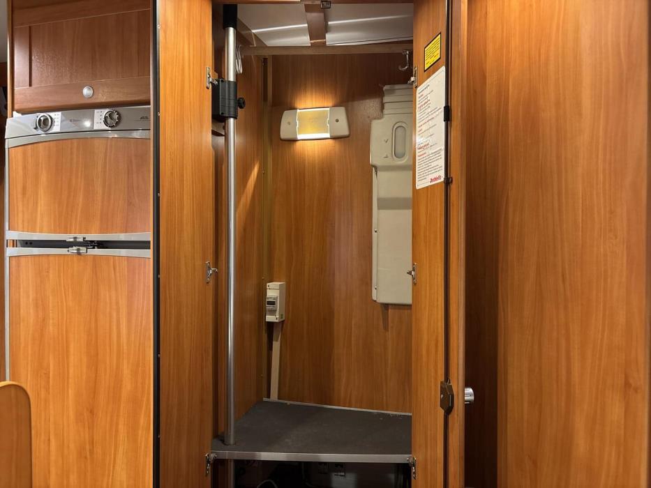 DETHLEFFS T 6501 Advantage 2006