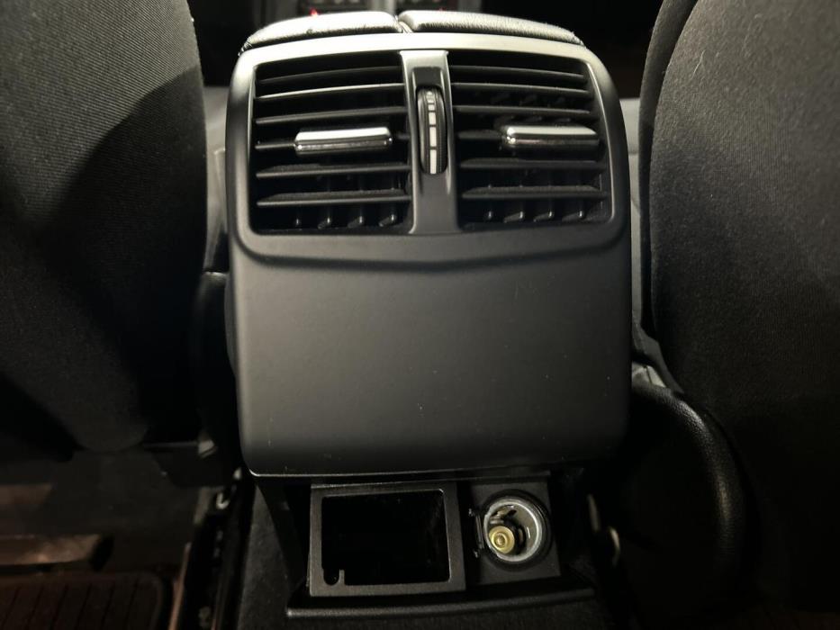 MERCEDES-BENZ E 2011