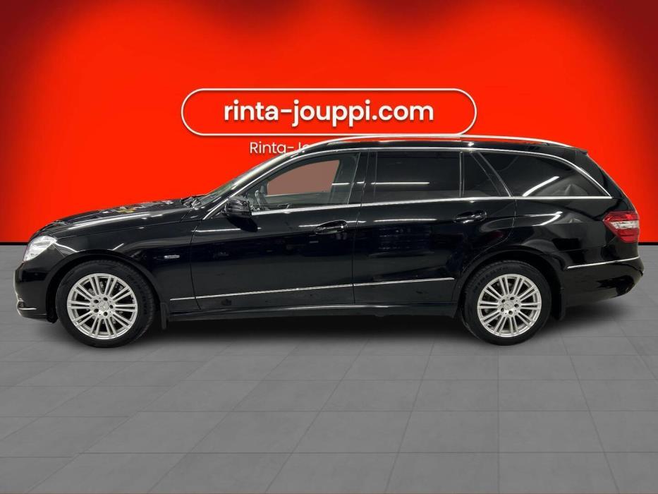 MERCEDES-BENZ E 2011