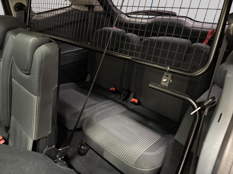 FORD Grand C-Max 2012