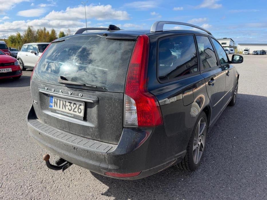 VOLVO V50 2012