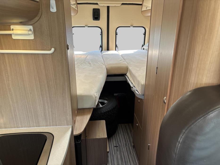ADRIA Twin 640 SLX 2015