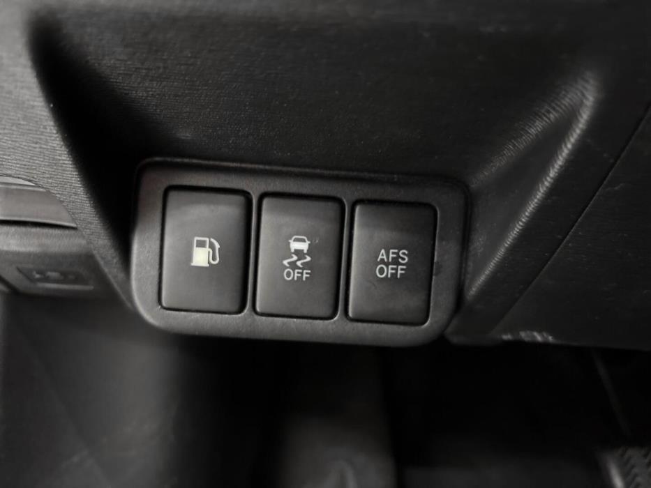 TOYOTA Avensis 2014