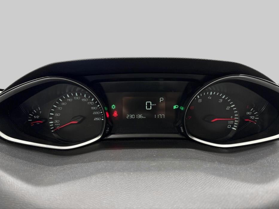 PEUGEOT 308 2016