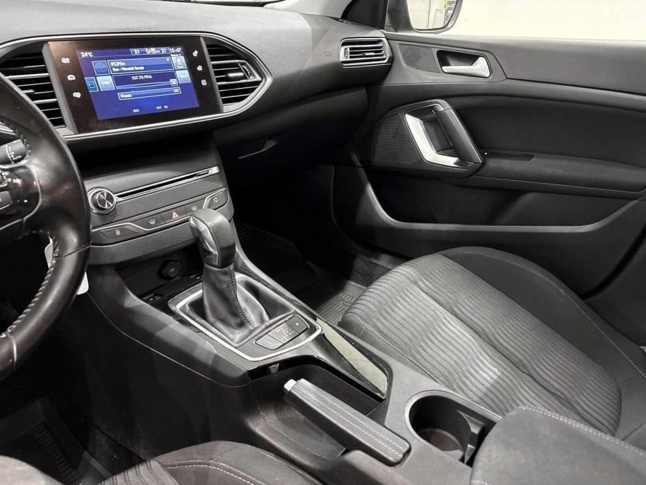PEUGEOT 308 2016