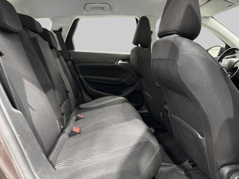 PEUGEOT 308 2016