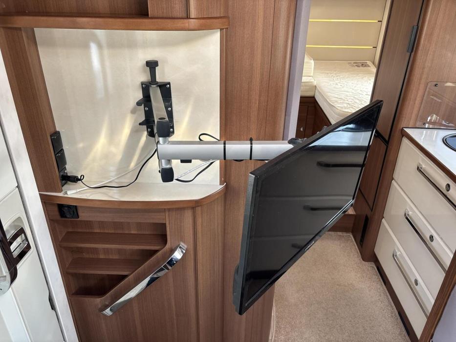 LMC EXPLORER I685 Comfort 2017