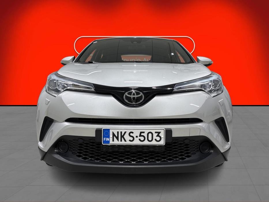 TOYOTA C-HR 2017
