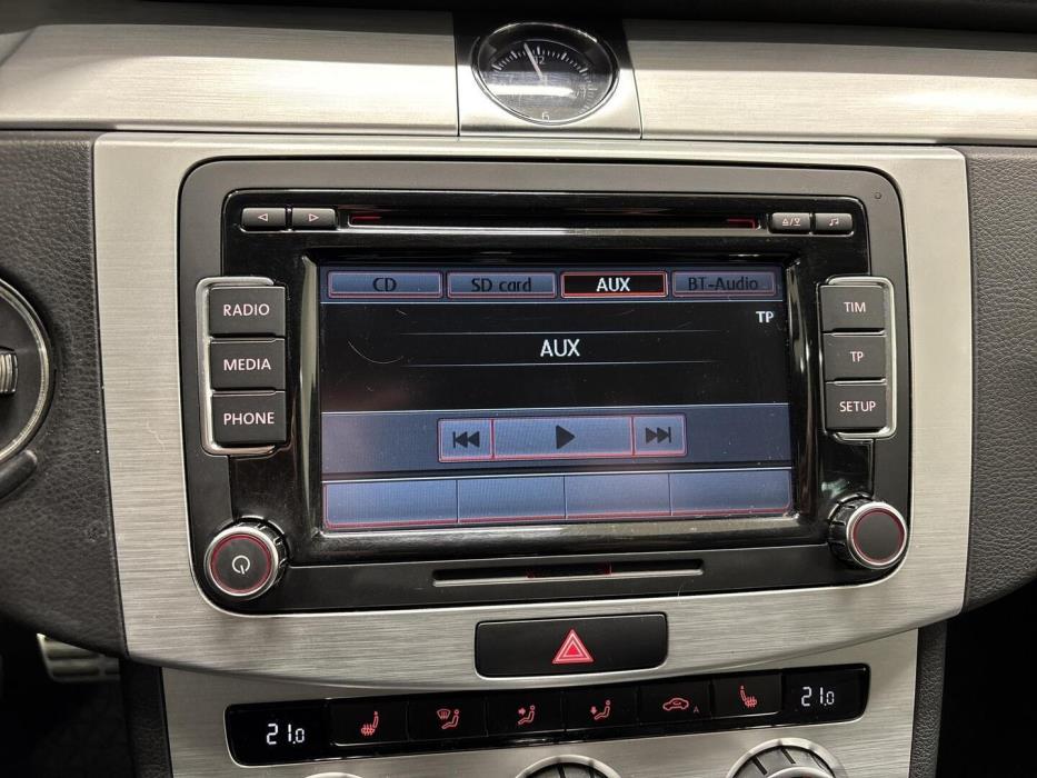 VOLKSWAGEN Passat 2013