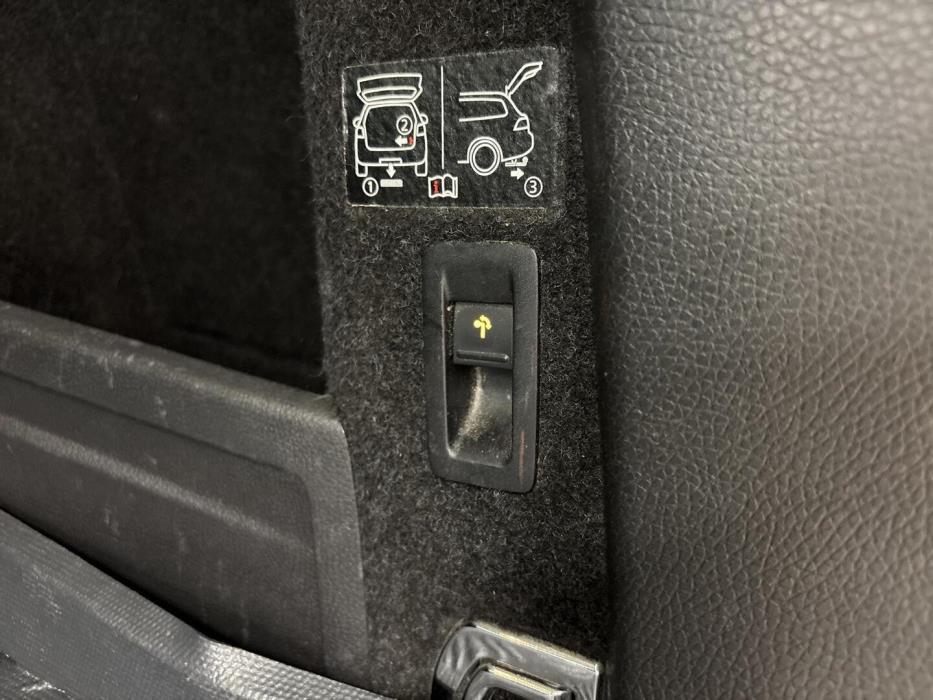 VOLKSWAGEN Passat 2013