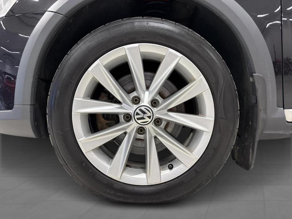 VOLKSWAGEN Passat 2013