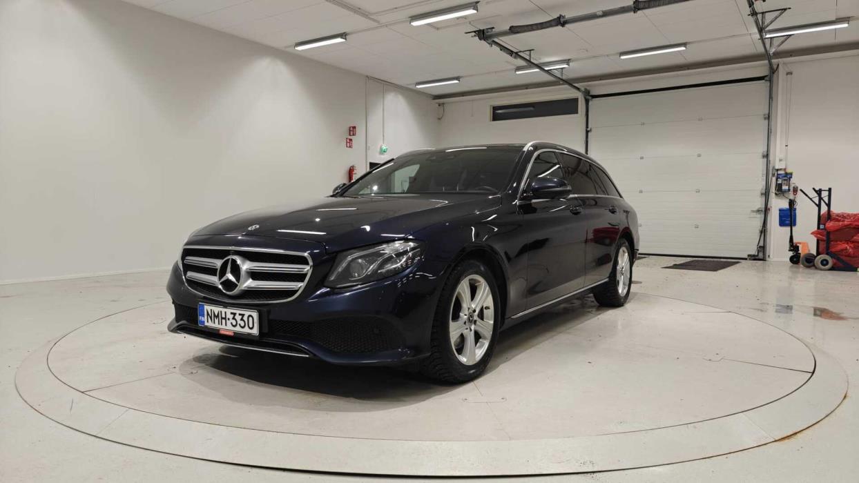 MERCEDES-BENZ E 2017