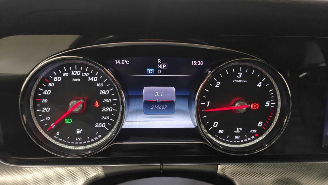 MERCEDES-BENZ E 2017