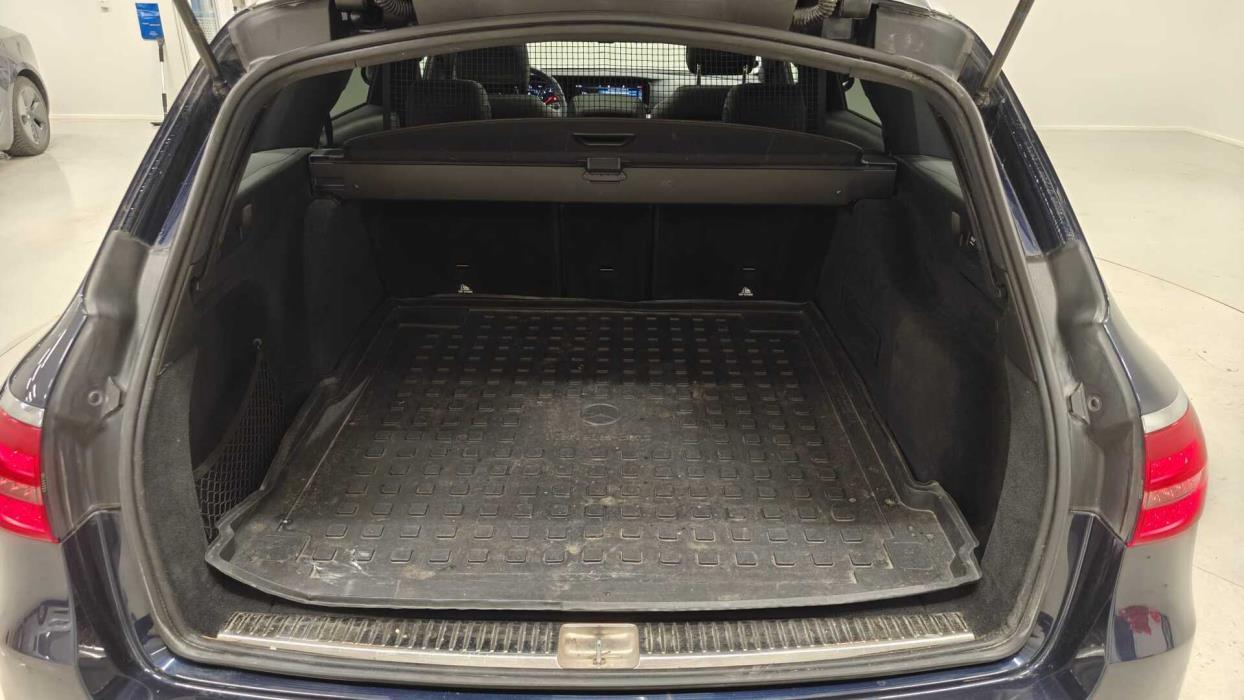 MERCEDES-BENZ E 2017