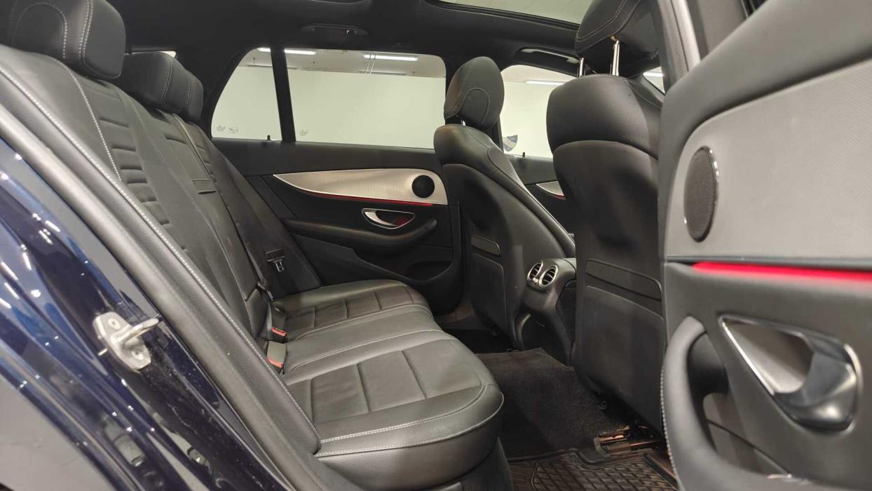 MERCEDES-BENZ E 2017