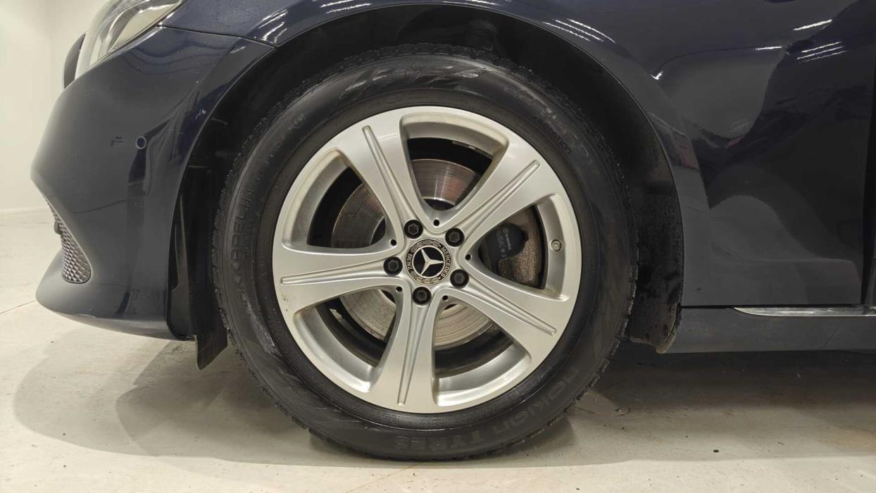 MERCEDES-BENZ E 2017