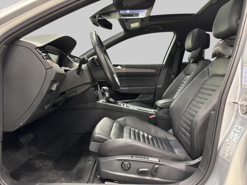 VOLKSWAGEN Passat 2017