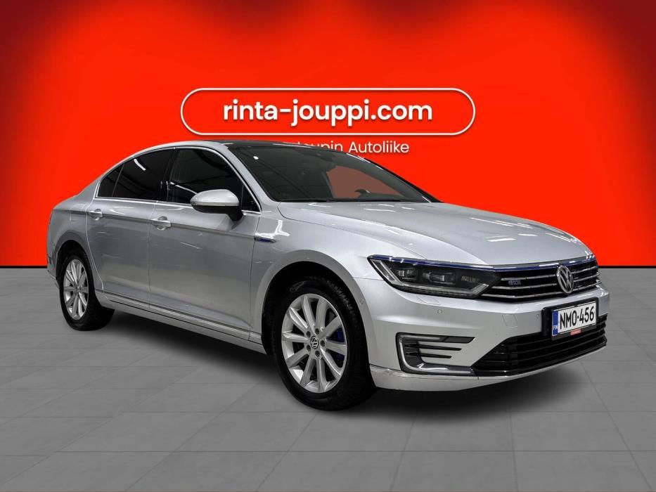 VOLKSWAGEN Passat 2017