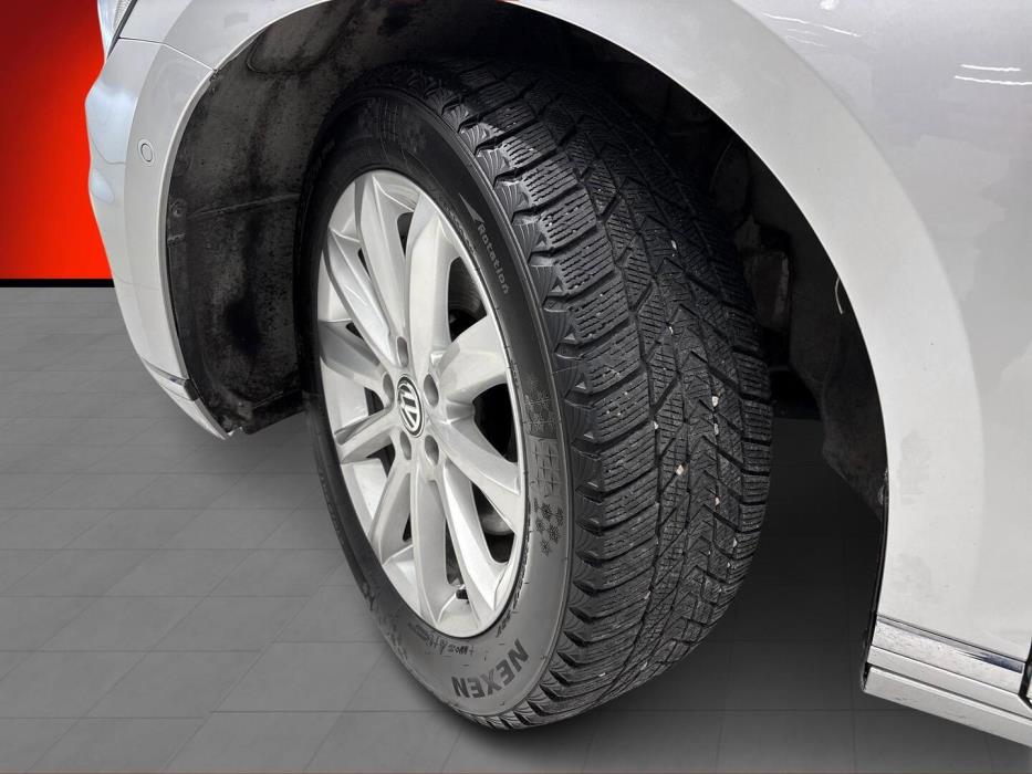 VOLKSWAGEN Passat 2017