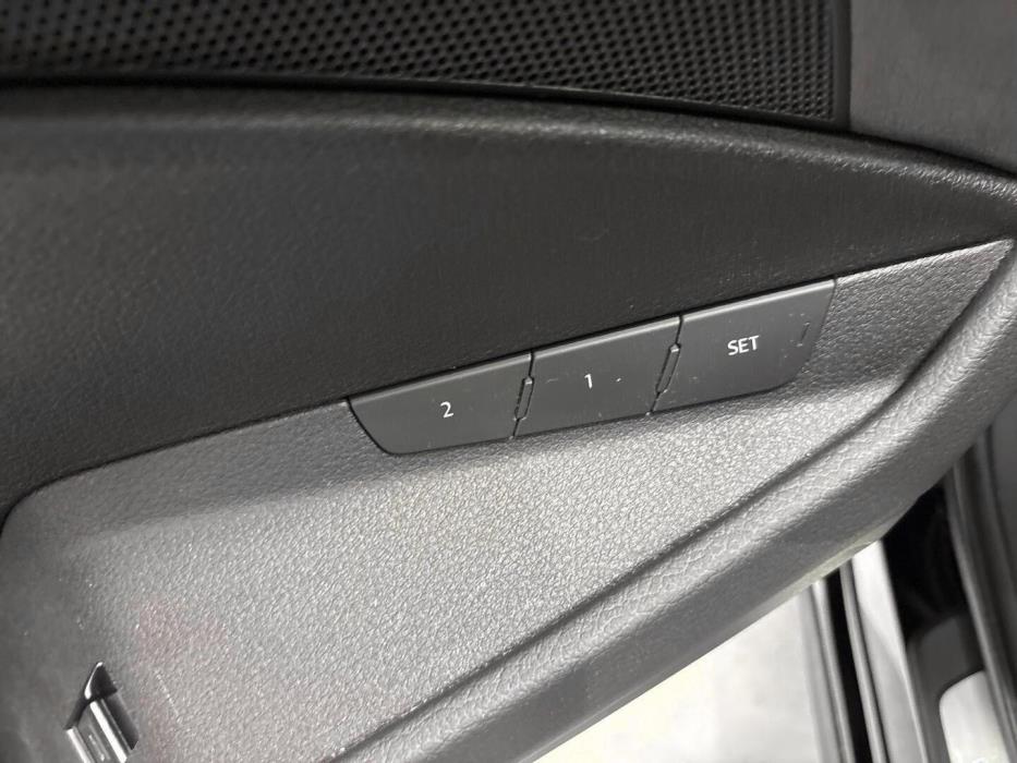 AUDI e-tron 2022