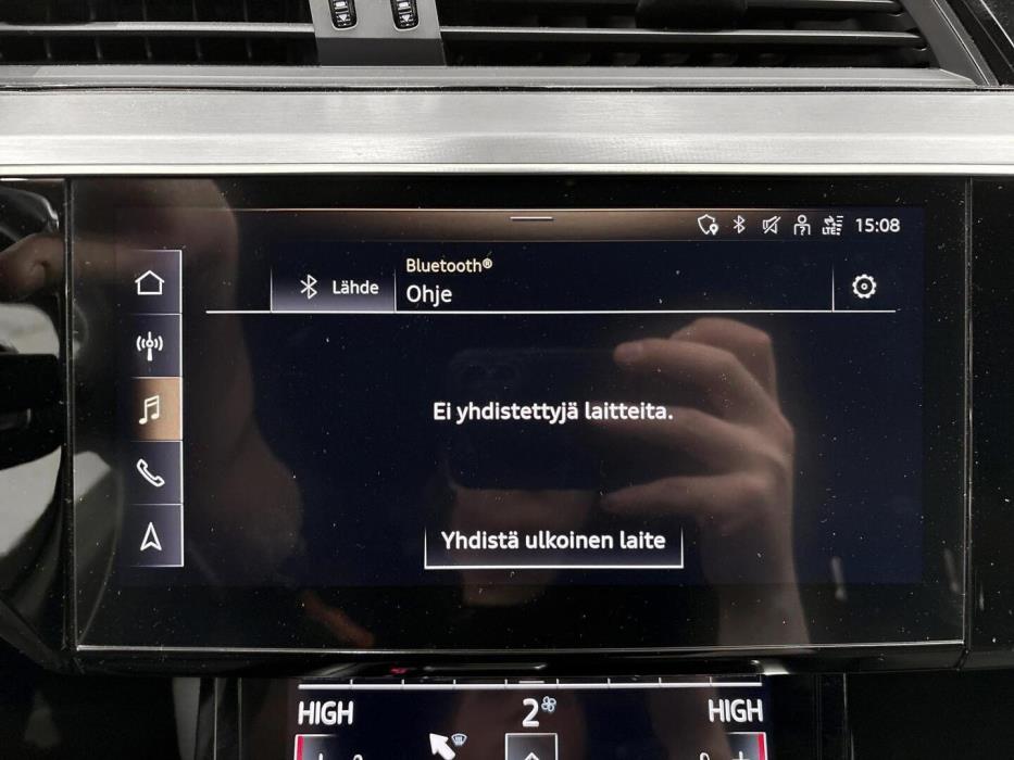 AUDI e-tron 2022