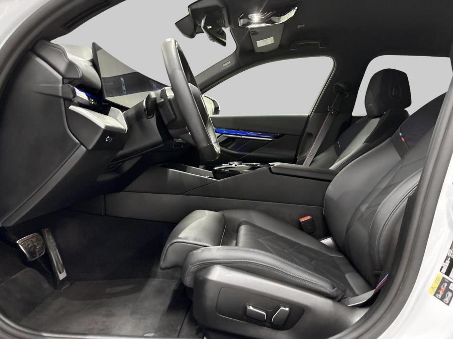 BMW I5 2025