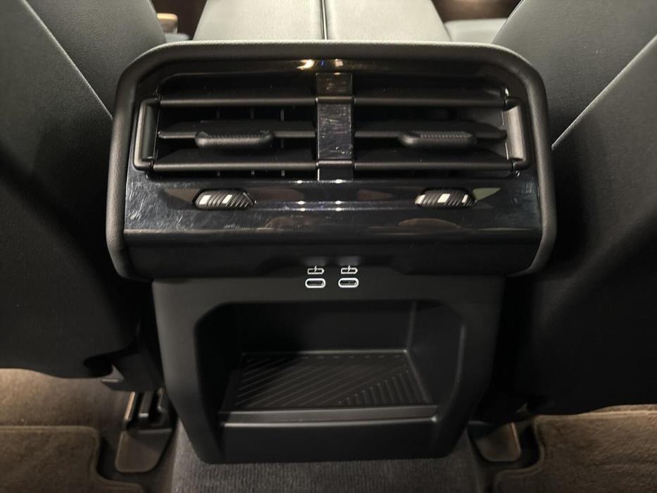 BMW I5 2025