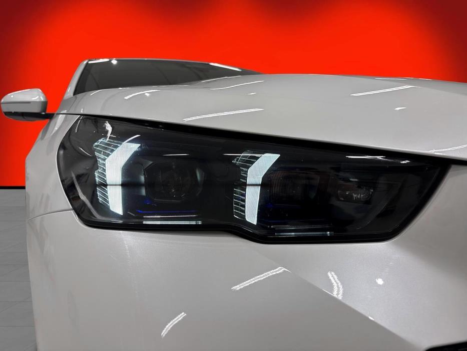 BMW I5 2025
