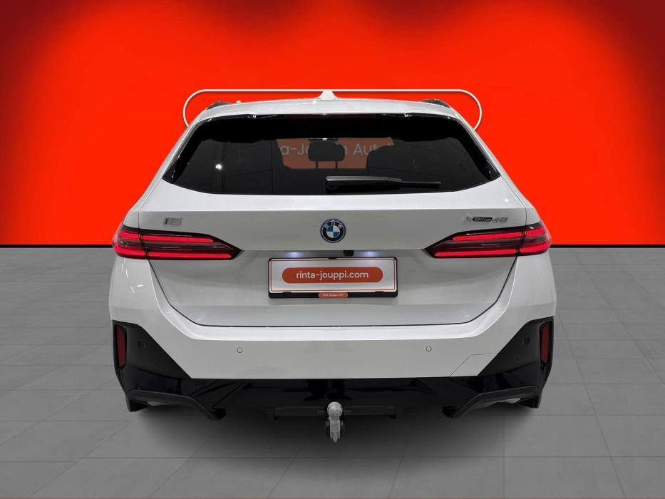 BMW I5 2025