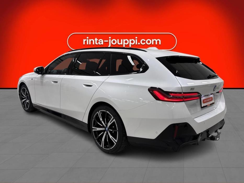 BMW I5 2025