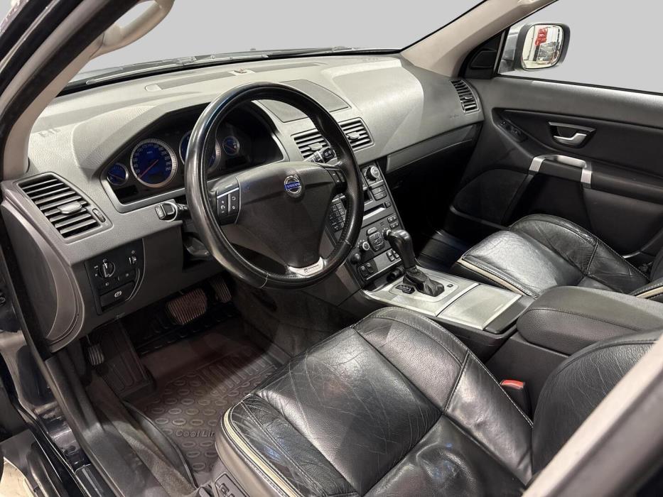 VOLVO XC90 2010