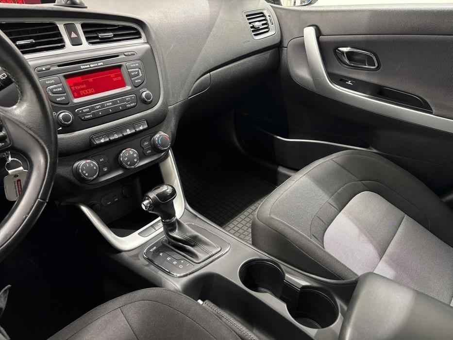 KIA cee'd 2012
