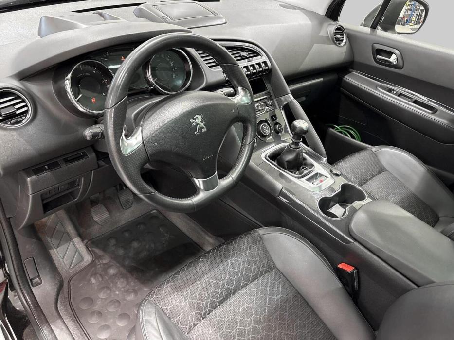PEUGEOT 3008 2014