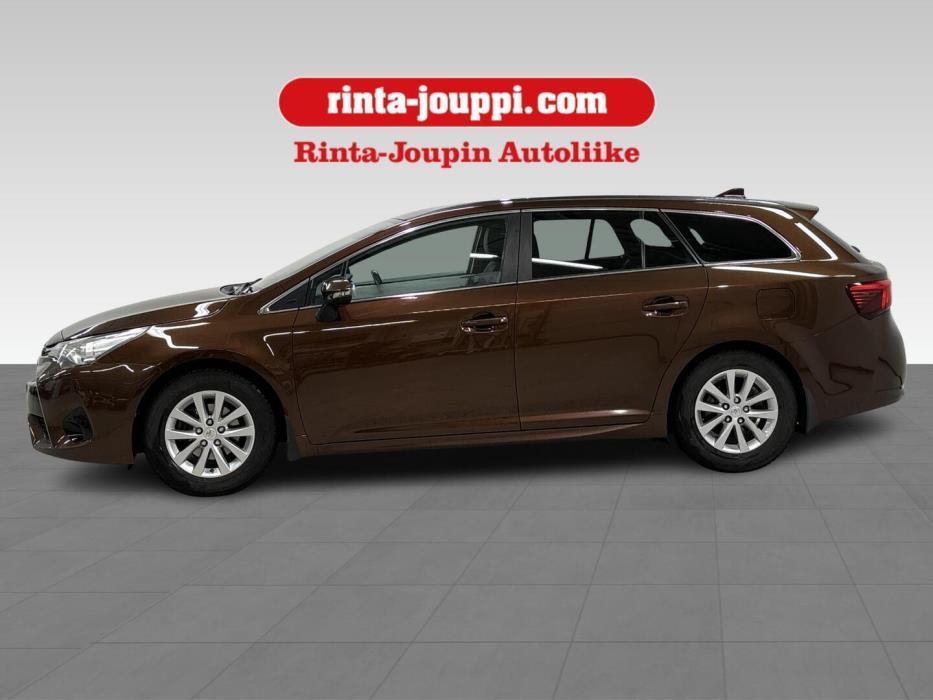 TOYOTA Avensis 2016