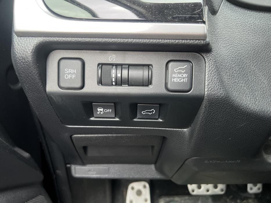 SUBARU Forester 2017