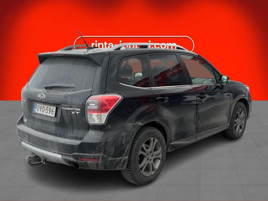 SUBARU Forester 2017