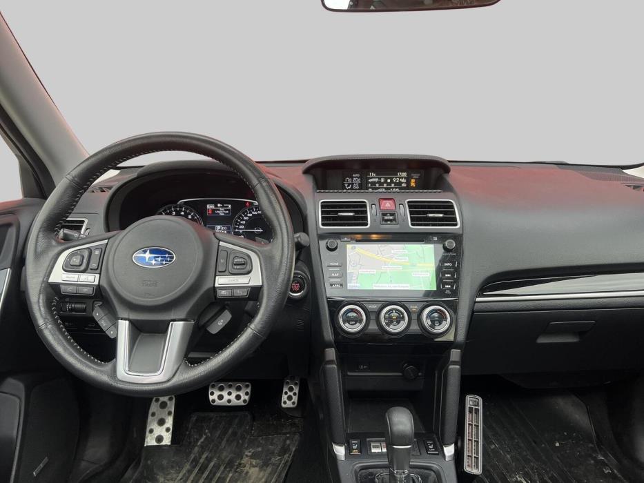 SUBARU Forester 2017