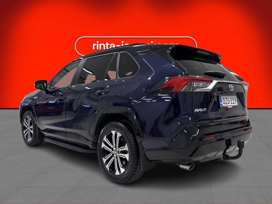 TOYOTA RAV4 PLUG-IN 2021