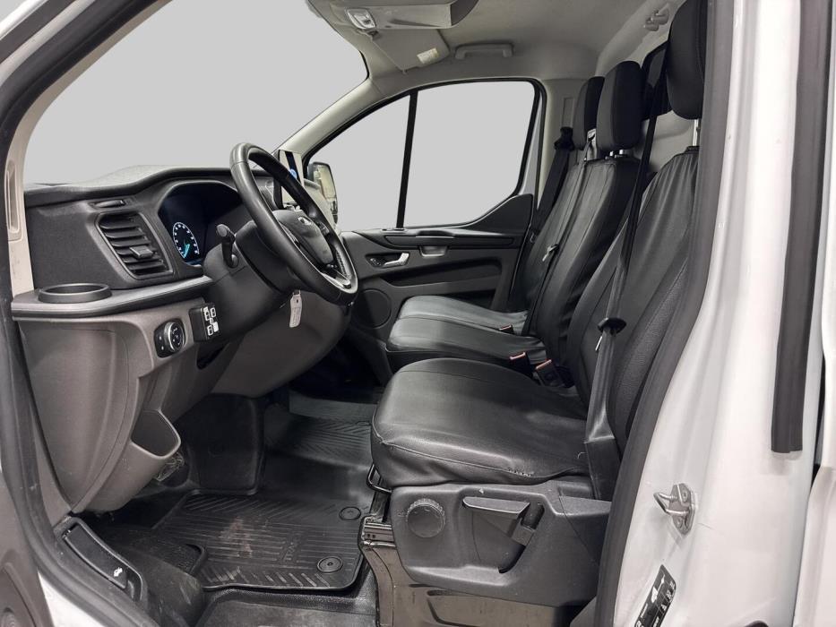 FORD TRANSIT CUSTOM 2023