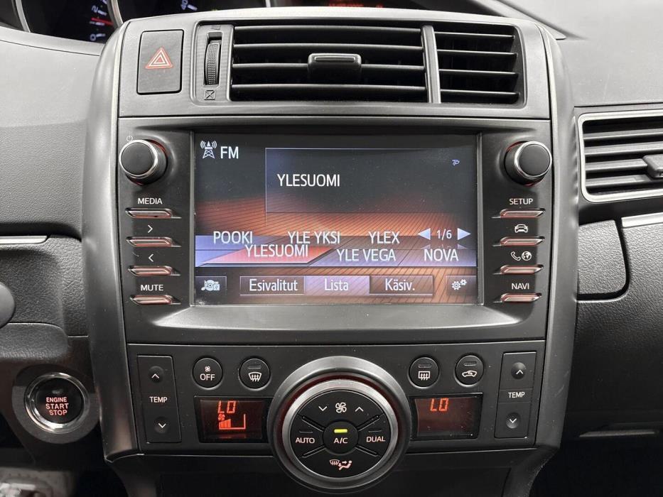 TOYOTA VERSO 2017