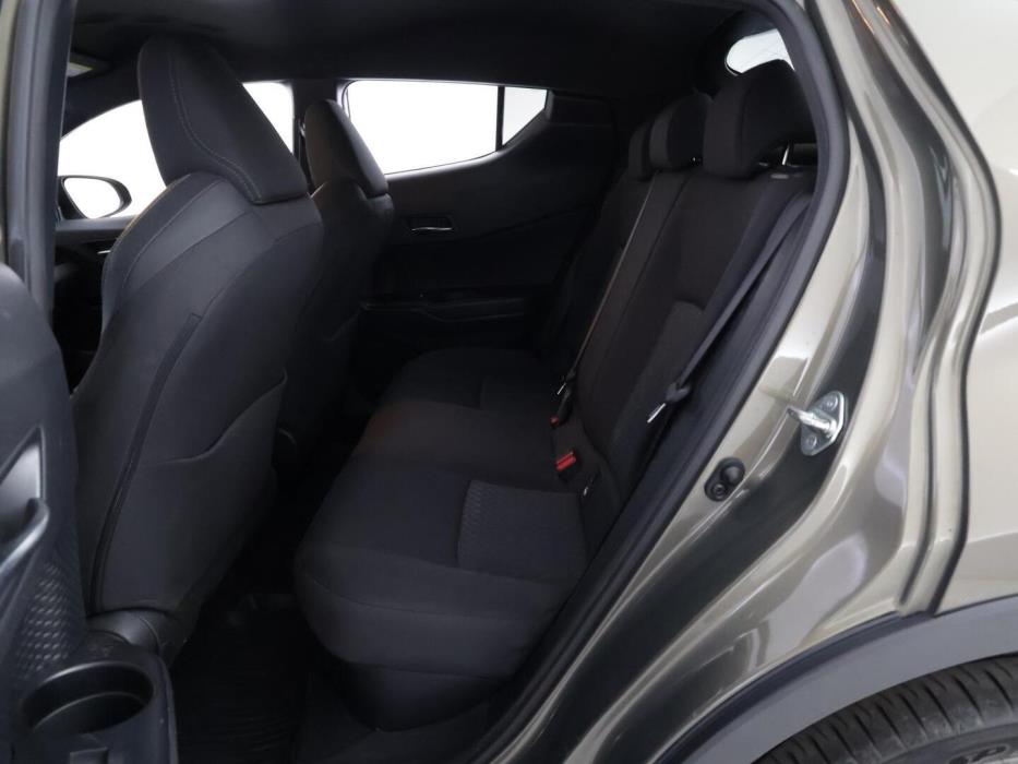 TOYOTA C-HR 2022